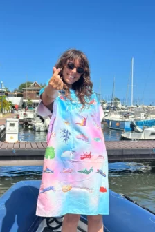 Illustration de nudibranches sur le poncho Nudilovers